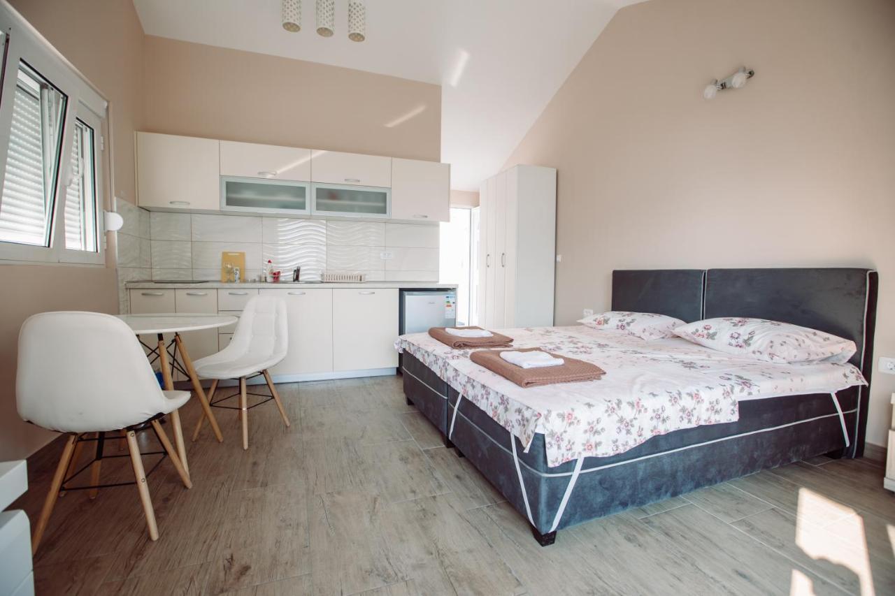 Apartmani Peko Котор Екстериор снимка