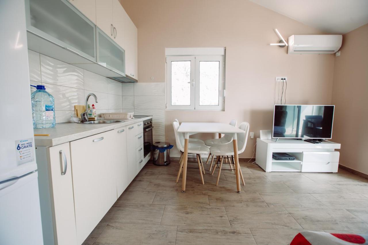 Apartmani Peko Котор Екстериор снимка